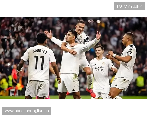 皇马后防伤病问题加剧，稳定性面临考验，对赛季走势形成制约