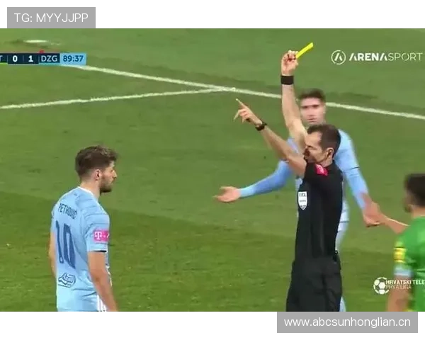 点球双触球为何直接判罚违例？